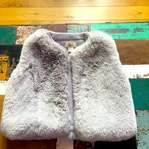 Peek babies’ Hayden faux fur vest in purple